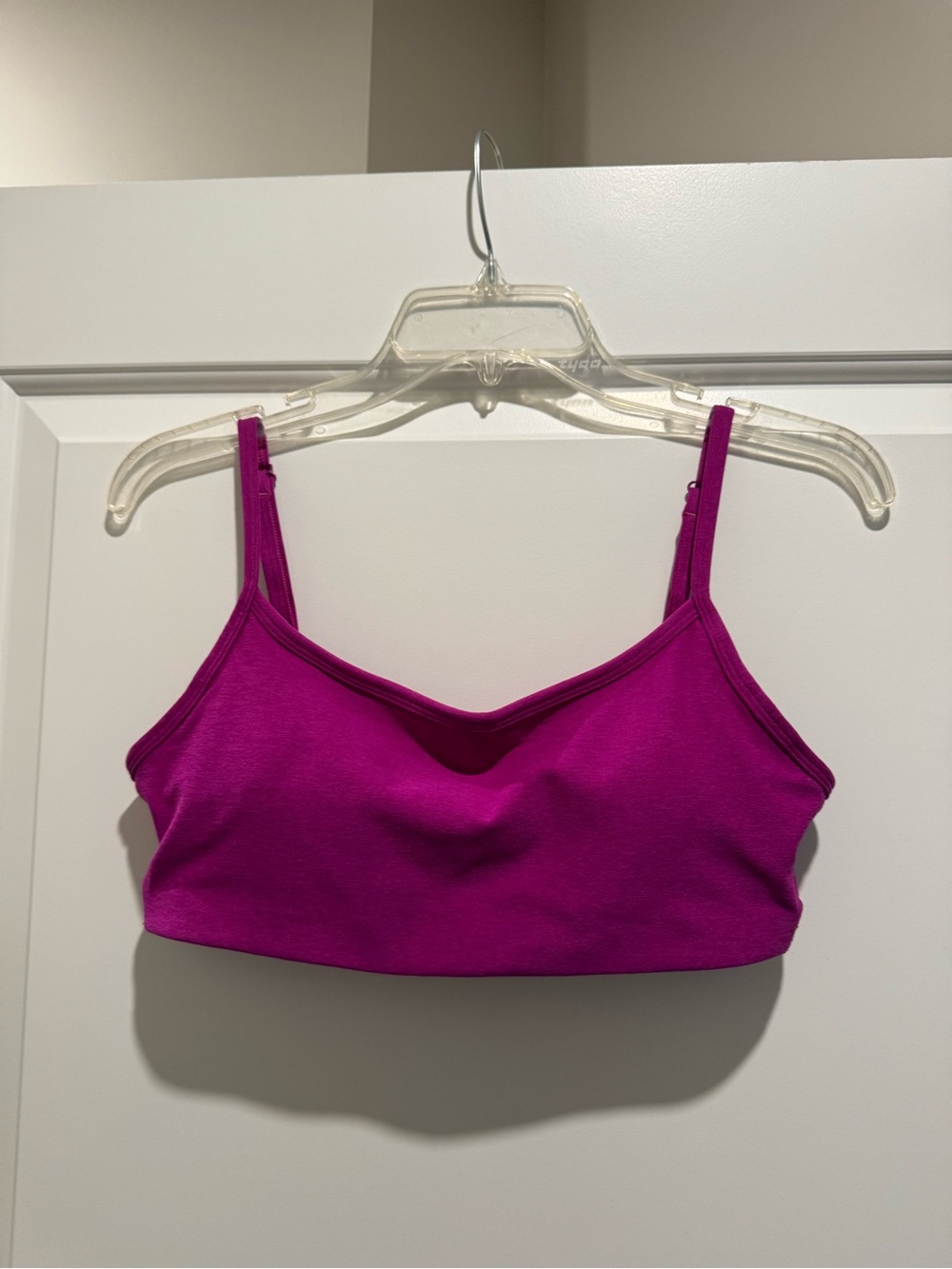NWOT Beyond Yoga Spacedye forever bra in M in Berry Bliss Heather